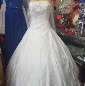 Wedding ball gown